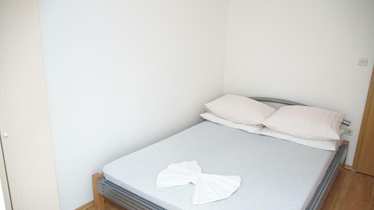 Apartmani Sipic , Bilo - Primošten Exterior foto